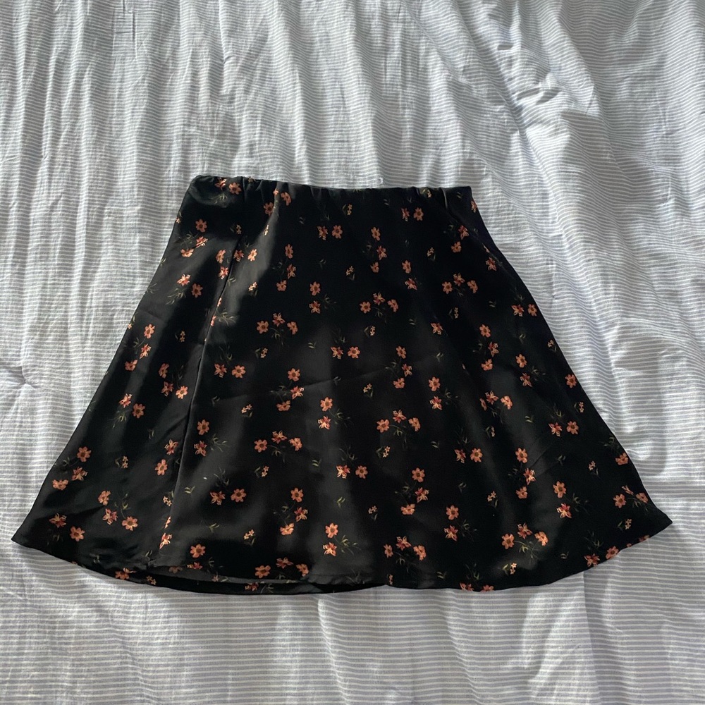 hollister black mini skirt